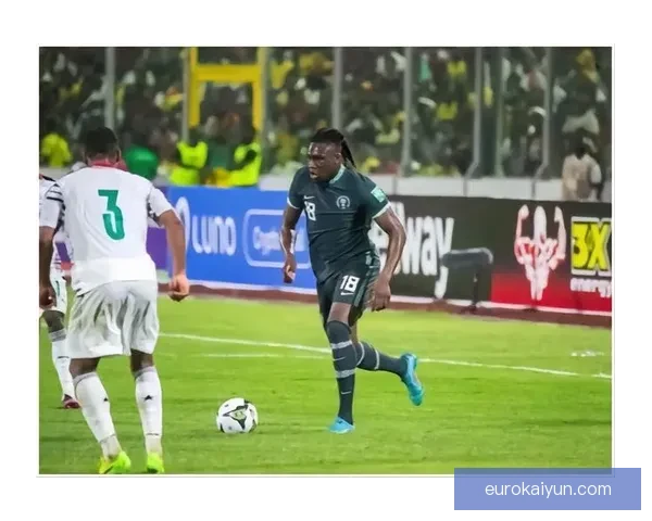 奥斯梅恩的头球制胜技巧持续引发关注，表现稳健可圈可点