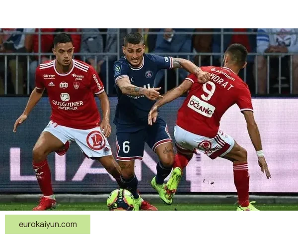 维拉边路进攻特点持续受到关注，表现稳健提升球队整体竞争力